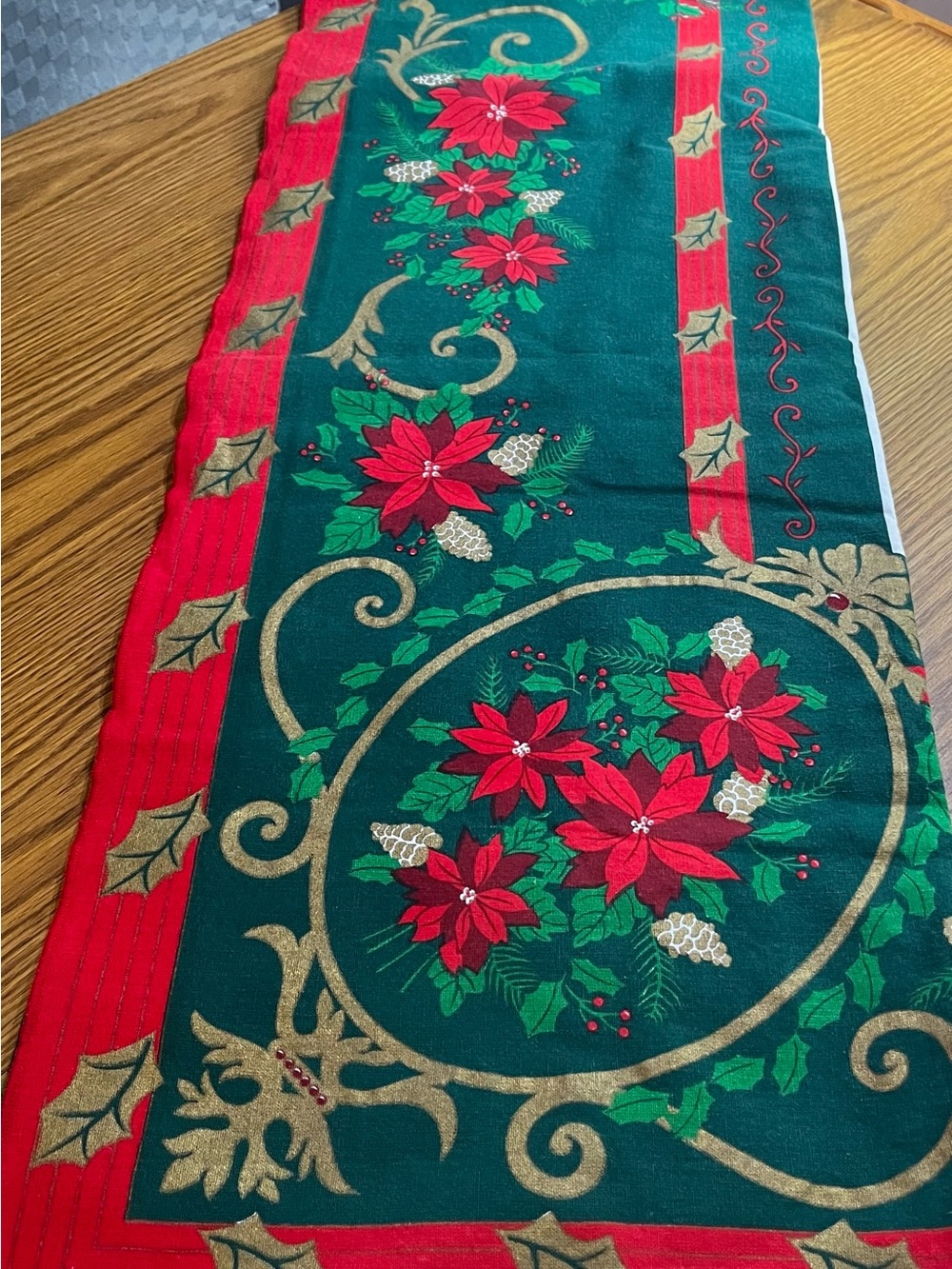 Holiday Poinsettia Tablecloth 60”x80” - Green and Red